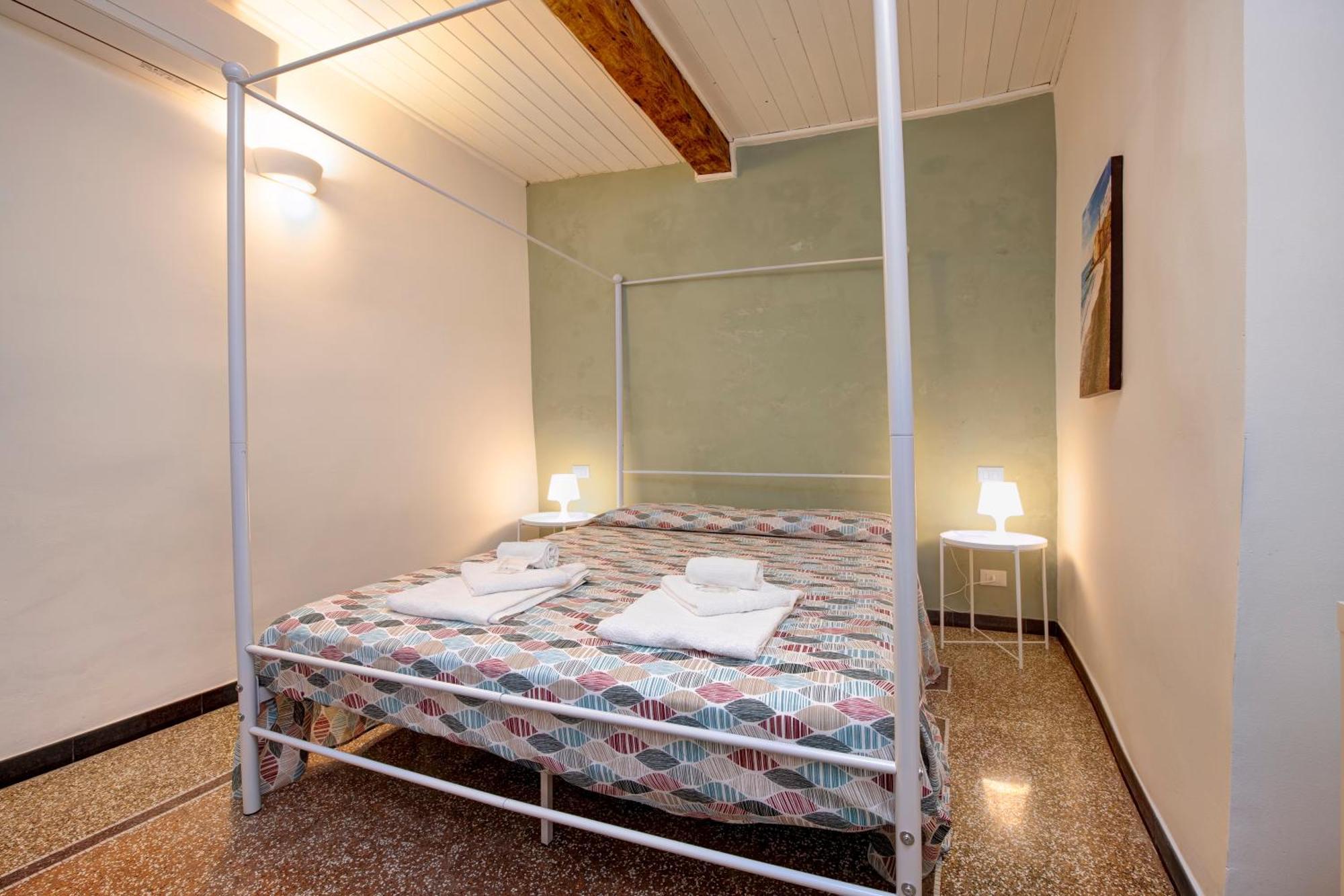 226 - Casa Dell'Orto- Nel Cuore Del Centro Storico Di Genova, 500Metri Dall'Acquario Di Genova Luaran gambar